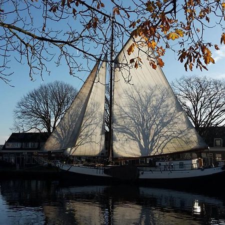 Zeilschip De Vrouw Dina Villa Leiden Bagian luar foto