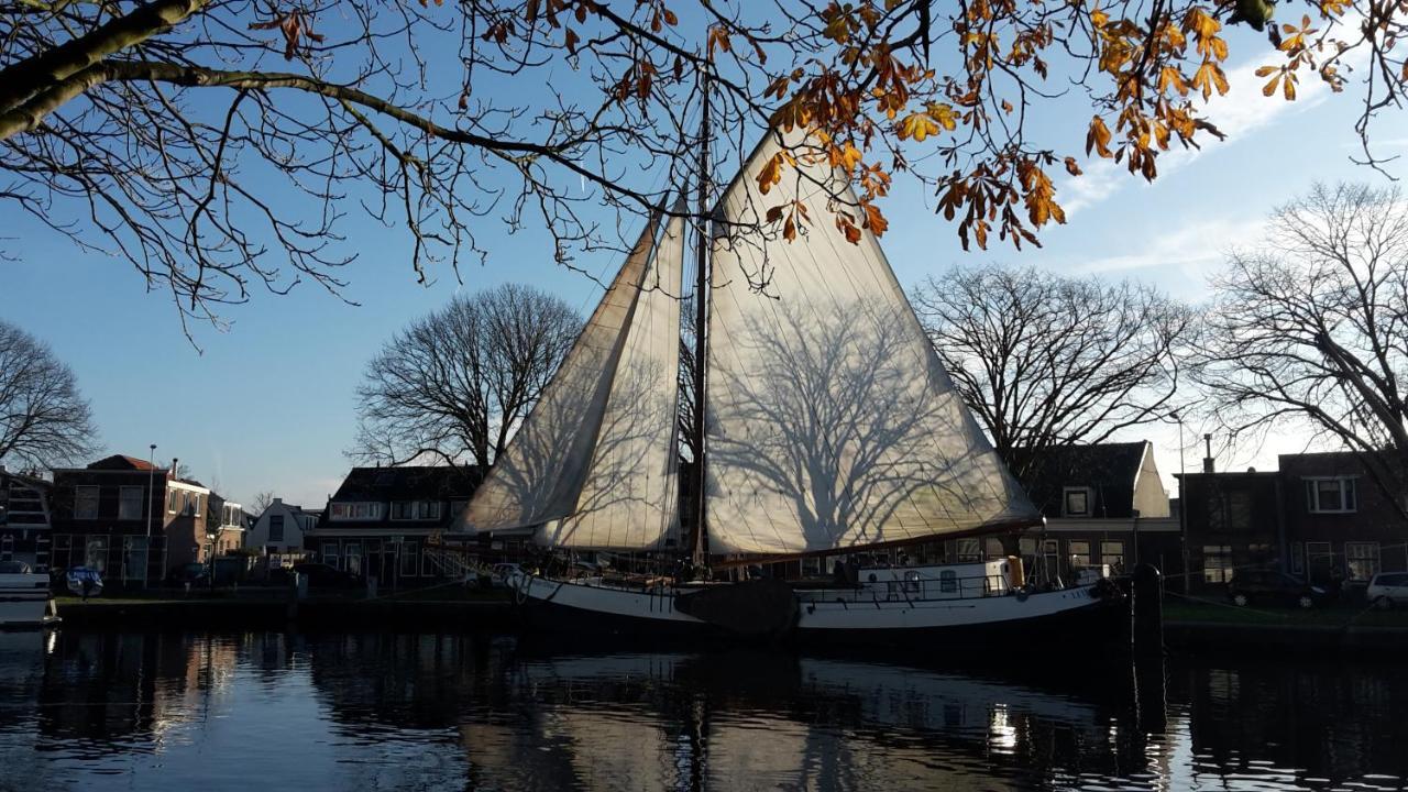 Zeilschip De Vrouw Dina Villa Leiden Bagian luar foto